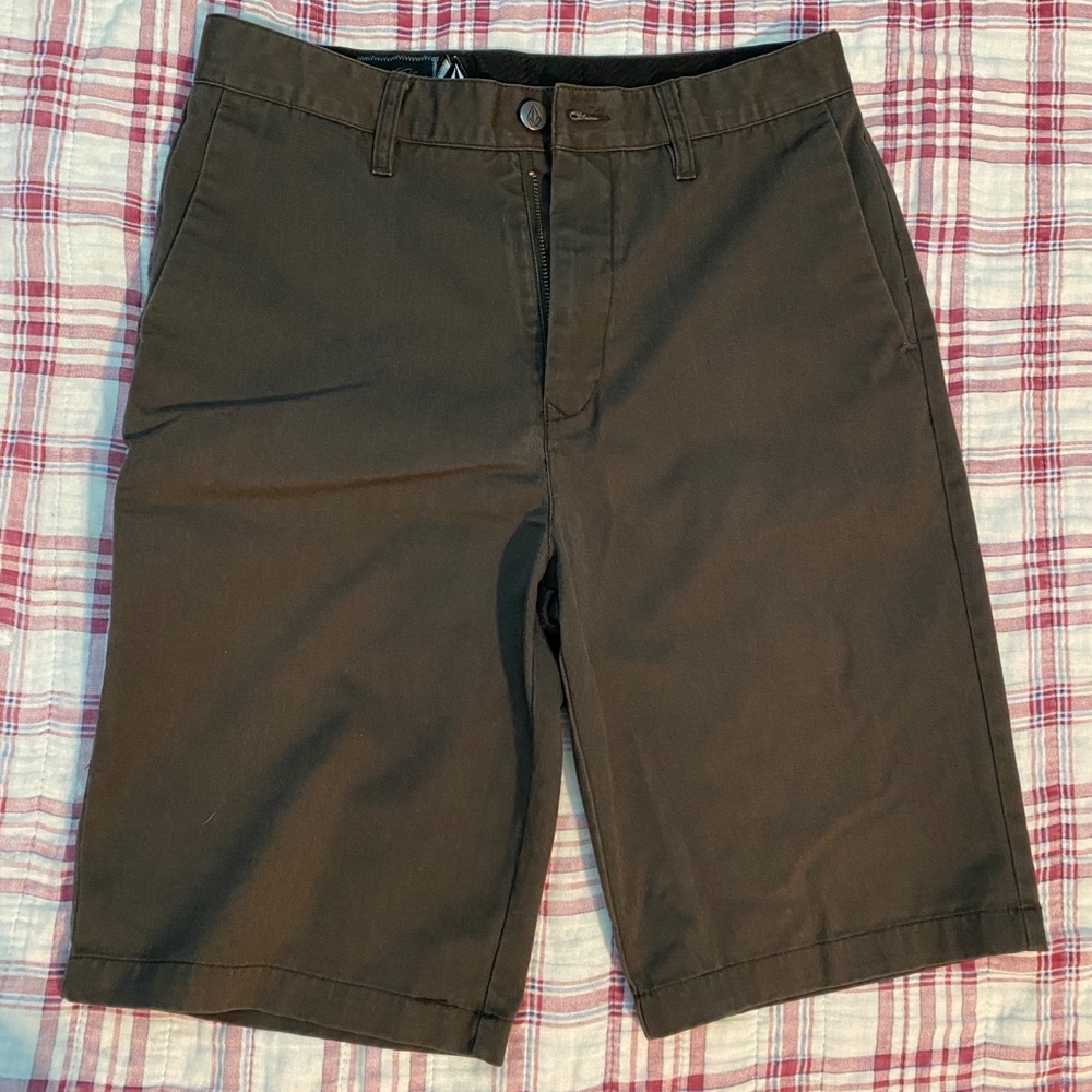 Volcom shorts